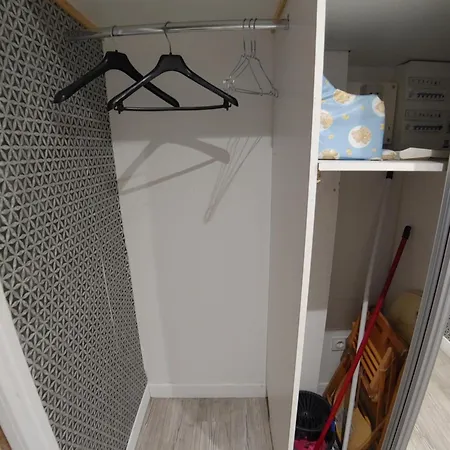 Halte, Proche Notre-dame 公寓 *