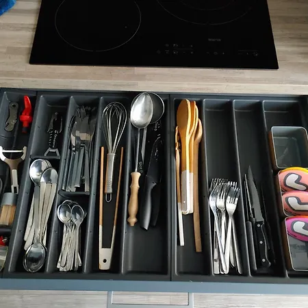 Halte, Proche Notre-dame 公寓 *