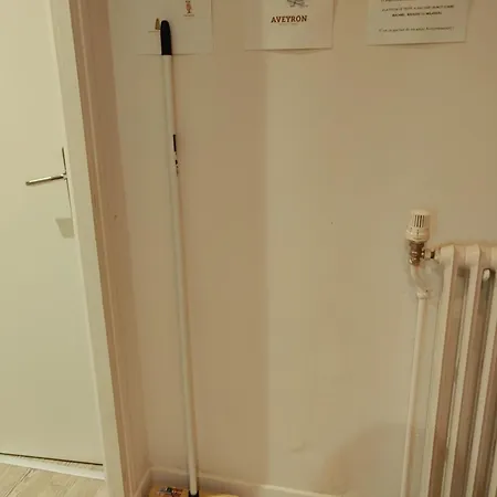 Halte, Proche Notre-dame 公寓