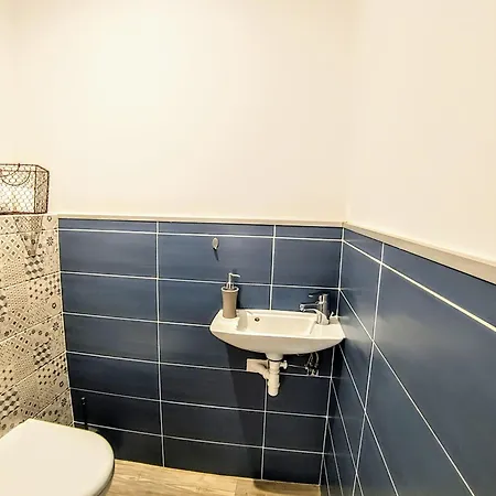 Halte, Proche Notre-dame 公寓